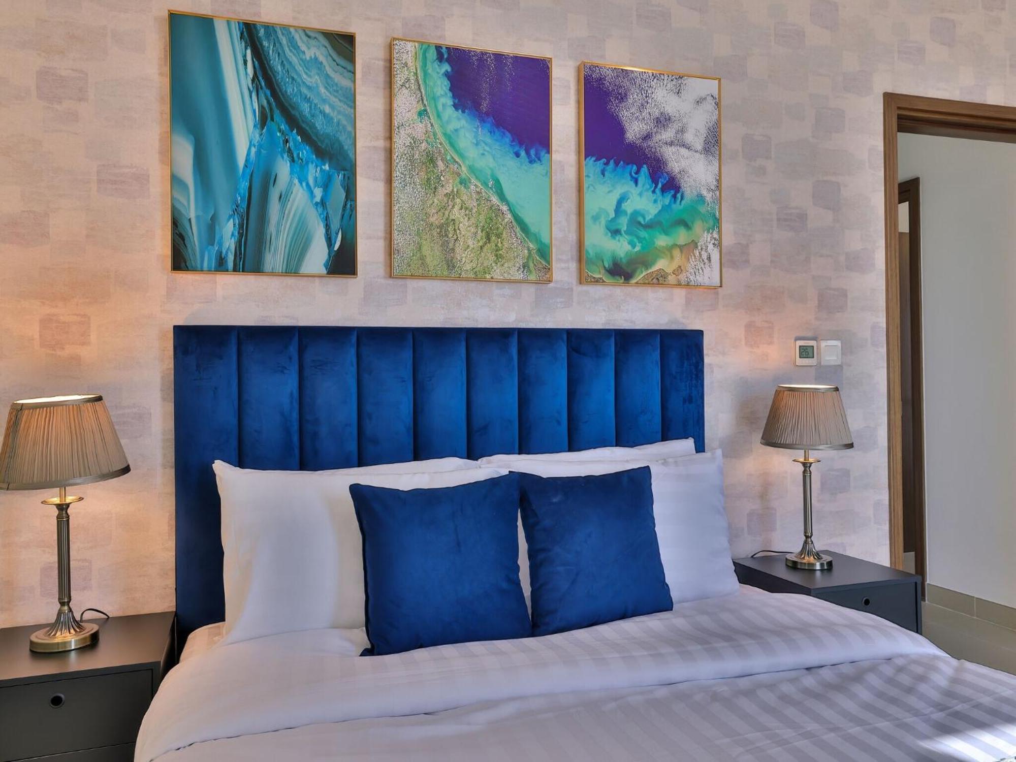Luxurious Apartments Dubai Marina Views Pool Gym By Sojo Stay Esterno foto